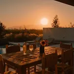 Jardino, Plaka Naxos