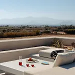 Jardino, Plaka Naxos *